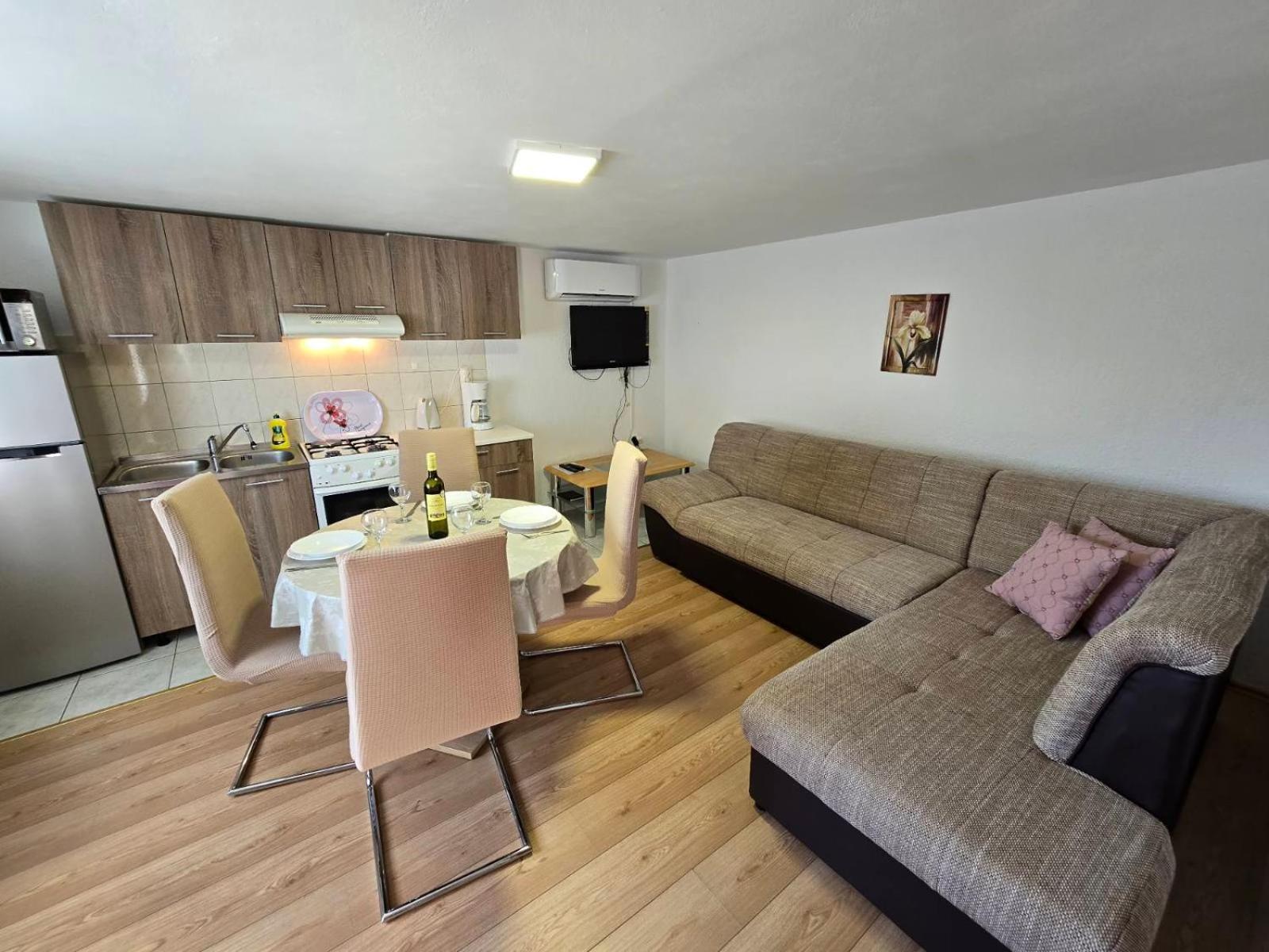 Apartments Ljubica Polje  Екстер'єр фото
